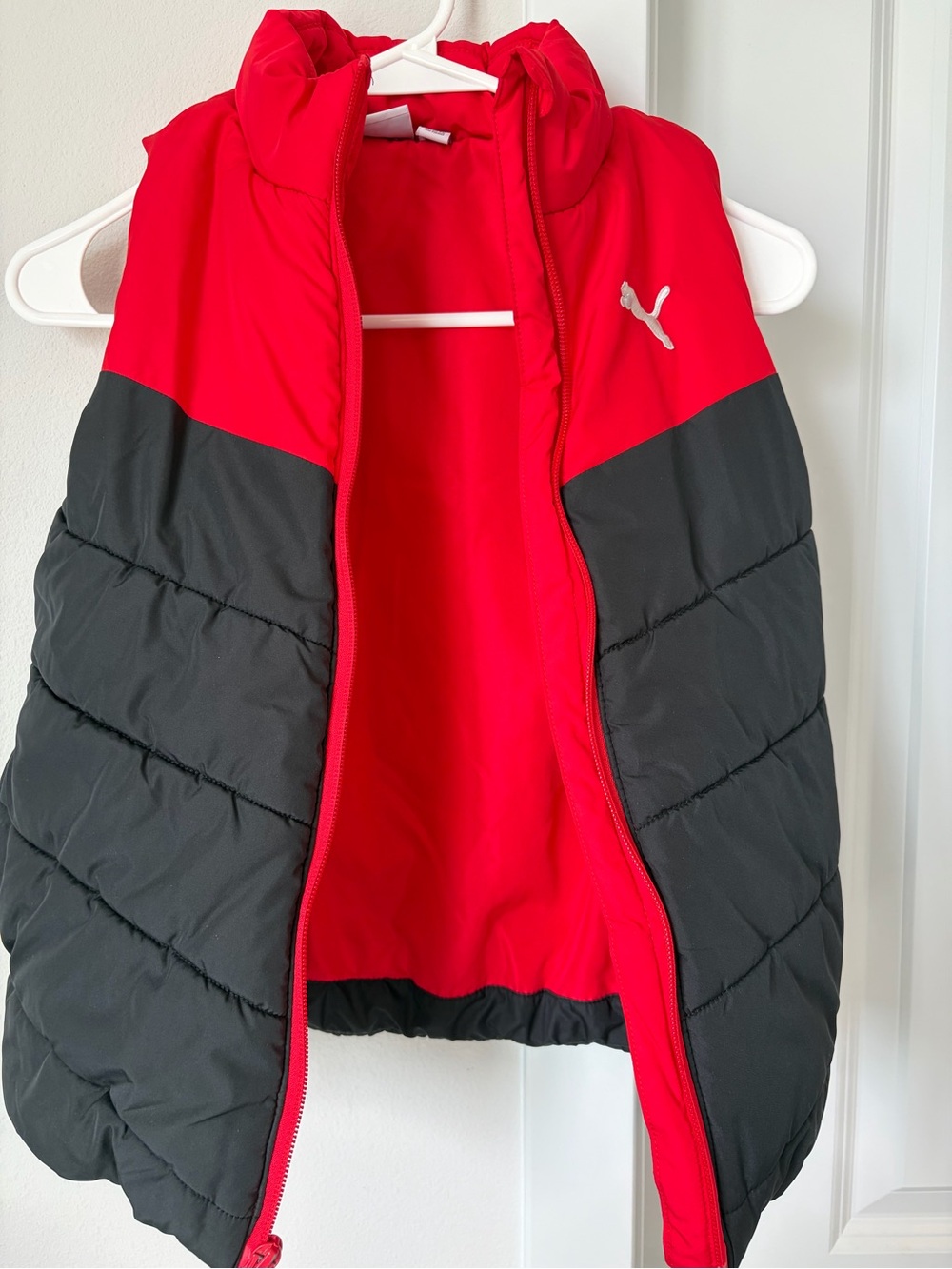 Boy’s Puma Puffer Vest Size Small 7/8 Red Black Fall Winter Colorblock Kids - Picture 5 of 7